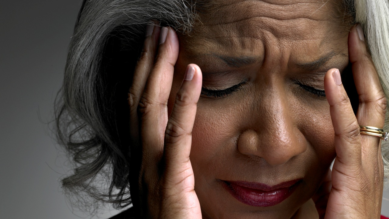 Read more about the article Dealing With Chronic Migraine Pains